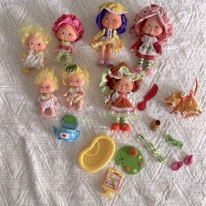 Vintage 1980’s Strawberry Shortcake Dolls
